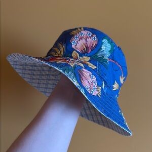 Girls Reversible Bucket Hat